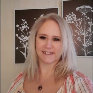 Meet your Posher, Linda